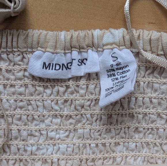 Elegant Beige Linen Blend 2 piece set - Picture 3 of 6